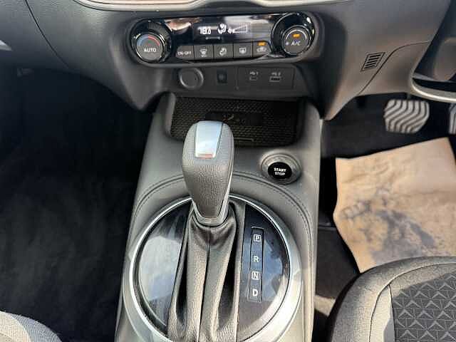 Nissan Juke 1.6 Hybrid N-Connecta 5dr Auto