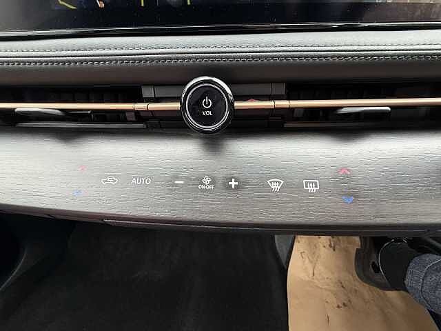 Nissan Ariya 160kW Advance 63kWh 22kWCh 5dr Auto