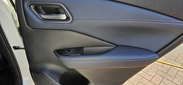 Nissan Qashqai 1.3 DiG-T MH 158 Tekna 5dr Xtronic