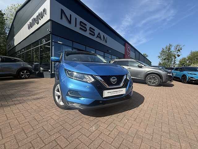 Nissan Qashqai 1.3 DiG-T Acenta Premium 5dr