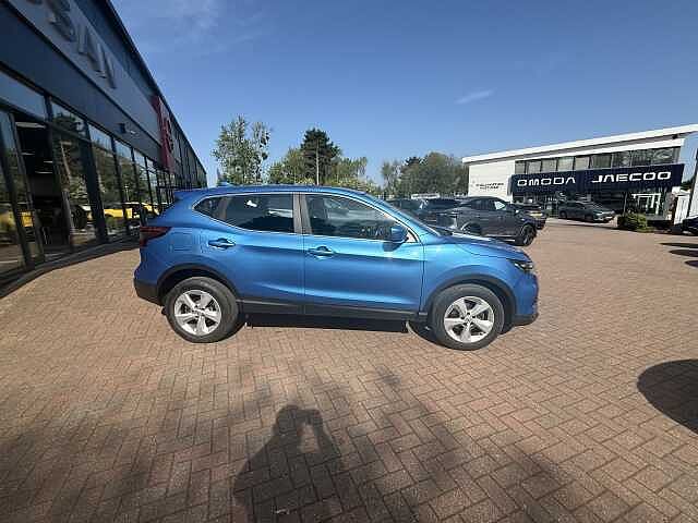 Nissan Qashqai 1.3 DiG-T Acenta Premium 5dr