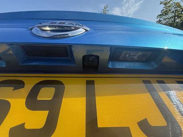 Nissan Qashqai 1.3 DiG-T Acenta Premium 5dr