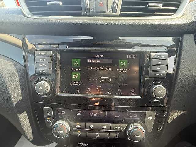 Nissan Qashqai 1.3 DiG-T Acenta Premium 5dr