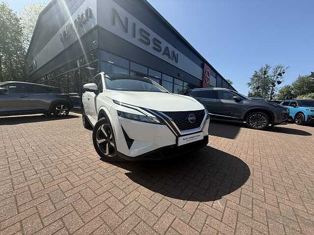 Nissan Qashqai 1.3 DiG-T MH N-Connecta 5dr