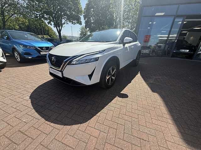 Nissan Qashqai 1.3 DiG-T MH N-Connecta 5dr