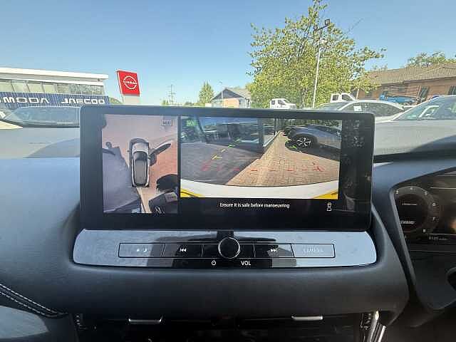 Nissan Qashqai 1.3 DiG-T MH N-Connecta 5dr