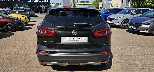Nissan Qashqai 1.3 DiG-T Tekna 5dr