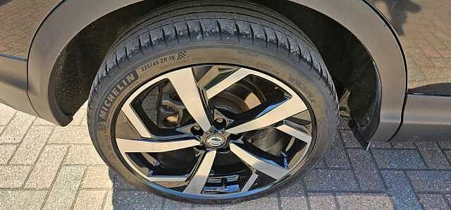 Nissan Qashqai 1.3 DiG-T Tekna 5dr