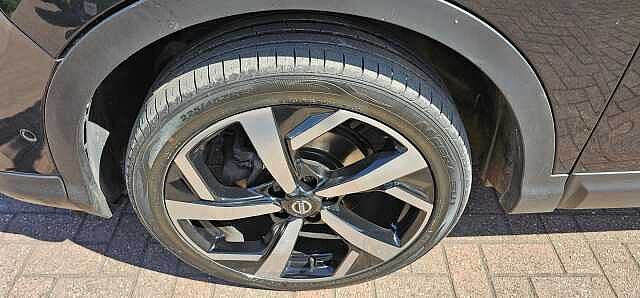 Nissan Qashqai 1.3 DiG-T Tekna 5dr