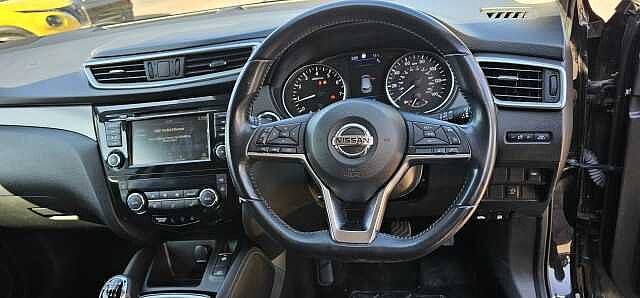 Nissan Qashqai 1.3 DiG-T Tekna 5dr