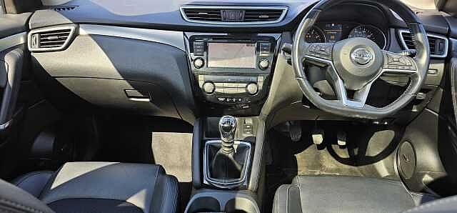 Nissan Qashqai 1.3 DiG-T Tekna 5dr