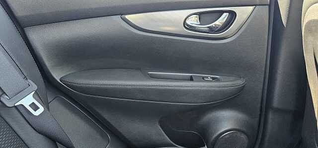 Nissan Qashqai 1.3 DiG-T Tekna 5dr