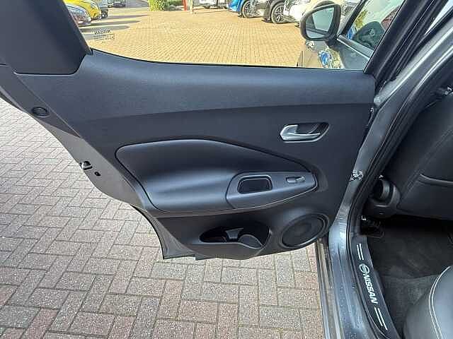 Nissan Juke 1.6 Hybrid Tekna 5dr Auto