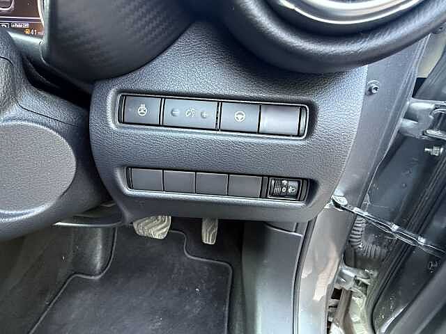 Nissan Juke 1.6 Hybrid Tekna 5dr Auto