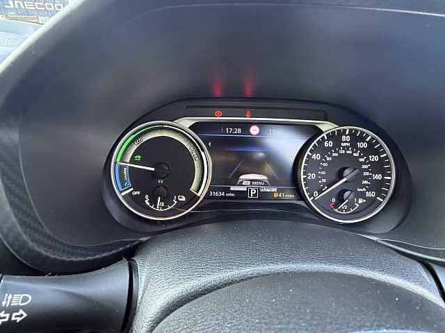 Nissan Juke 1.6 Hybrid Tekna 5dr Auto