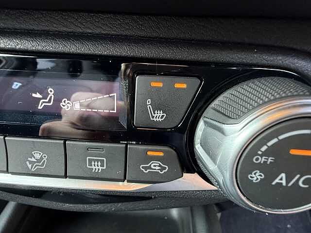 Nissan Juke 1.6 Hybrid Tekna 5dr Auto