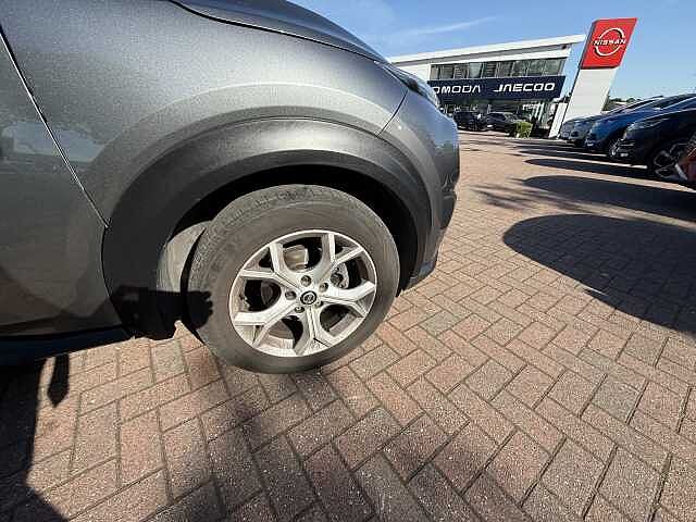 Nissan Juke 1.0 DiG-T N-Connecta 5dr