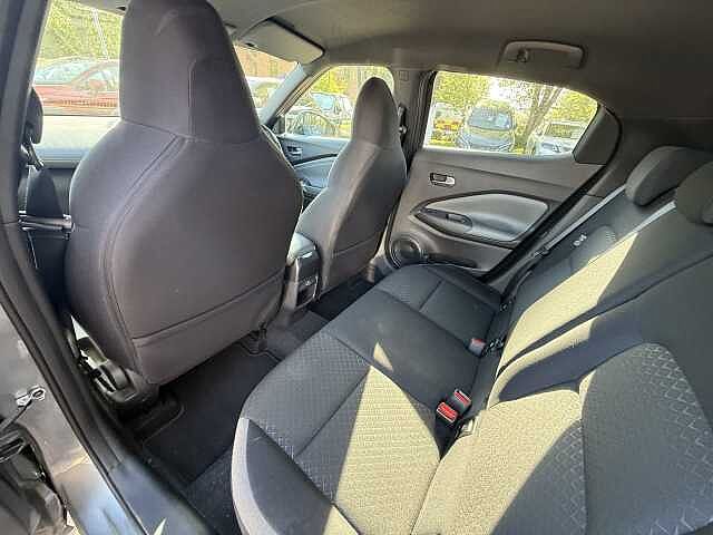 Nissan Juke 1.0 DiG-T N-Connecta 5dr