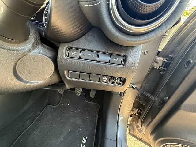 Nissan Juke 1.0 DiG-T N-Connecta 5dr