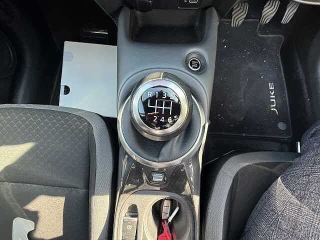 Nissan Juke 1.0 DiG-T N-Connecta 5dr